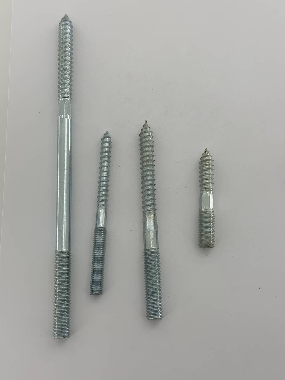 Шпилька сантех. М8*200 (2шт)